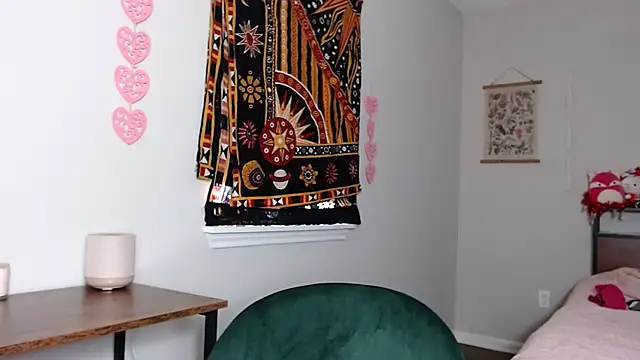 Cherribombzz online show from 7, 2, 2026