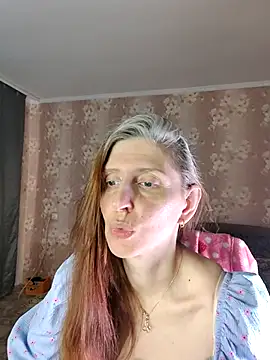 Snapshot of CandiCole chatting on 5, 6, 2026 CandiCole online show from 5, 6, 2026
