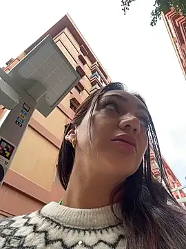 Ninabigtitied online show from 20, 12, 2025