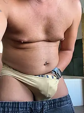 Parrukkiere online show from 14, 9, 2025