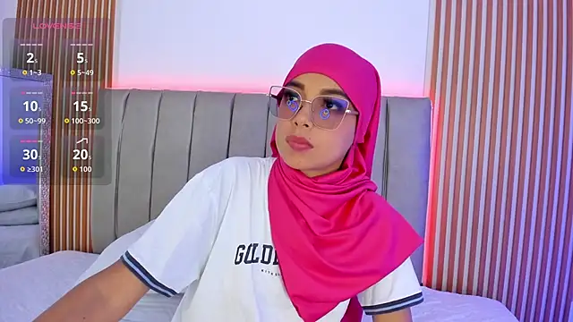 naishaa  online show from 7, 10, 2025