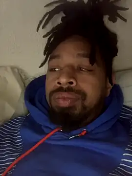 Snapshot of PittsburghKing chatting on 25, 11, 2025 PittsburghKing online show from 25, 11, 2025