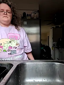 Snapshot of TheMistyPrice chatting on 25, 11, 2025 TheMistyPrice online show from 25, 11, 2025