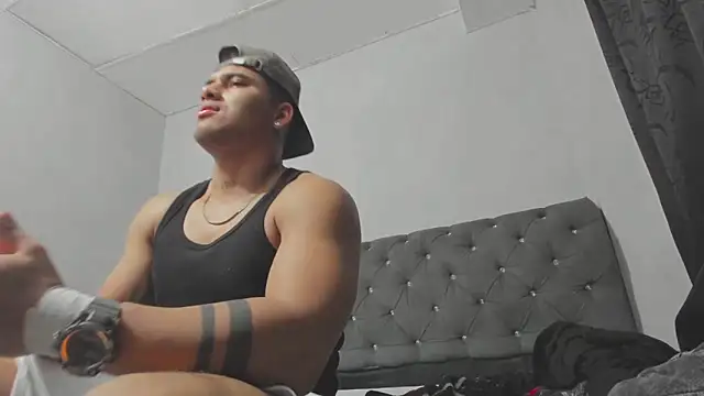 evan hardy online show from 8, 10, 2025