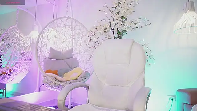 JadeSummerr online show from 15, 9, 2025