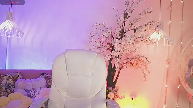 JadeSummerr online show from 17, 12, 2025