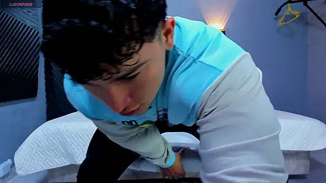 Horny nick18 online show from 14, 3, 2026