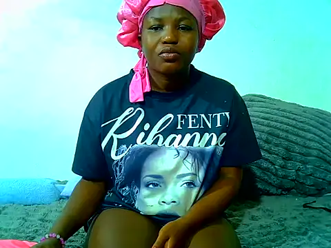 SweetHoney21  online show from 2, 6, 2026