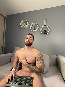 Paul Phoenix online show from 19, 11, 2025