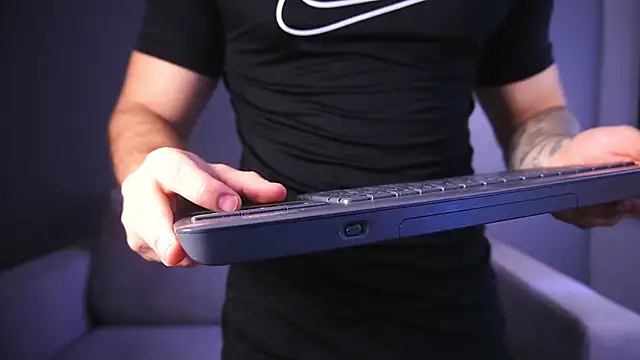 Paul Phoenix online show from 2, 12, 2025