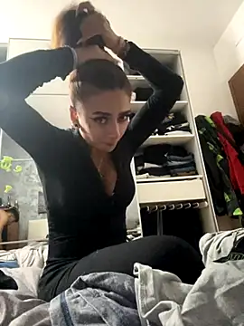 piccolaflo online show from 28, 9, 2025