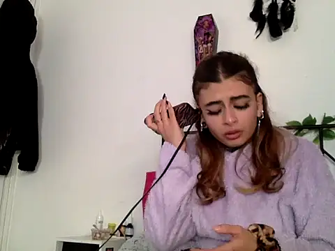 Snapshot of piccolaflo chatting on 3, 4, 2026 piccolaflo online show from 3, 4, 2026