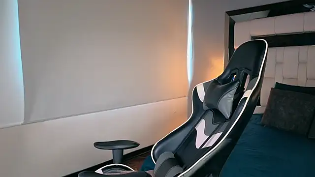 Adhara7 online show from 17, 3, 2026