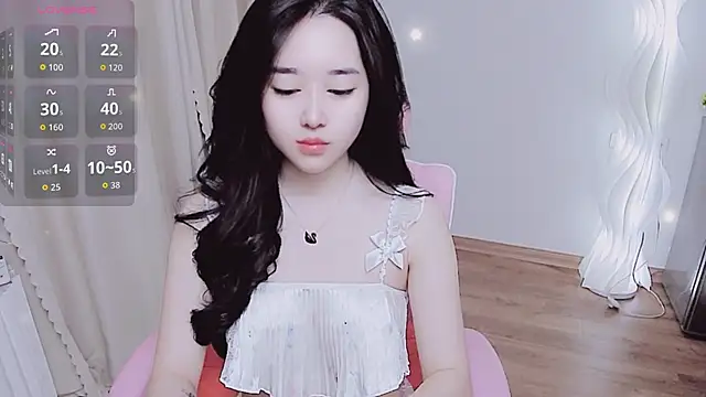 Snapshot of Miu-999 chatting on 5, 10, 2025 Miu-999 online show from 5, 10, 2025