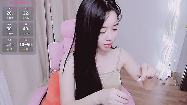 Snapshot of Miu-999 chatting on 31, 10, 2025 Miu-999 online show from 31, 10, 2025