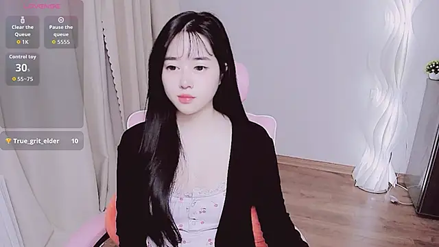 Snapshot of Miu-999 chatting on 6, 11, 2025 Miu-999 online show from 6, 11, 2025