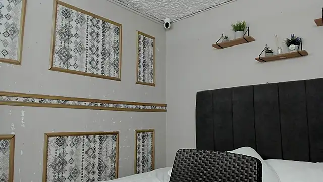 Riky Strong online show from 9, 11, 2025