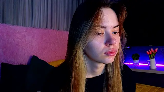 Snapshot of telari0l0ve chatting on 15, 11, 2025 telari0l0ve online show from 15, 11, 2025