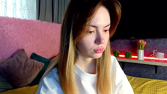 Snapshot of telari0l0ve chatting on 8, 1, 2026 telari0l0ve online show from 8, 1, 2026