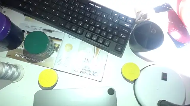 Snapshot of EbonyEssence chatting on 31, 10, 2025 EbonyEssence online show from 31, 10, 2025