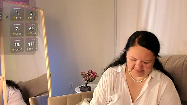Snapshot of sandra_jackson chatting on 17, 6, 2026 sandra jackson online show from 17, 6, 2026
