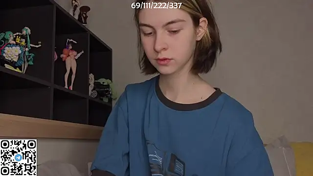 Snapshot of bertamimi chatting on 29, 10, 2025 bertamimi online show from 29, 10, 2025