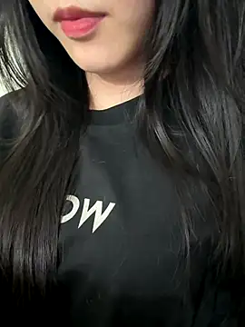 Snapshot of Desi_sara chatting on 4, 10, 2025 Desi sara online show from 4, 10, 2025