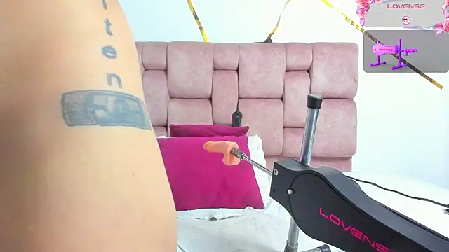 VickyVentura online show from 3, 2, 2026