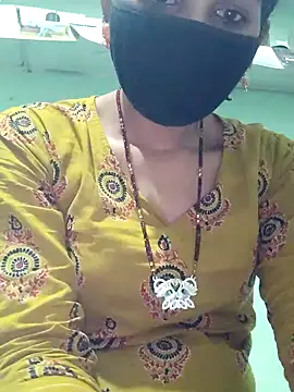 poojam93 online show from 8, 9, 2025