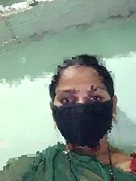 poojam93 online show from 9, 9, 2025