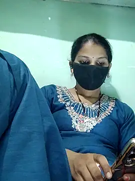 poojam93 online show from 17, 9, 2025