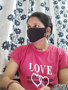 poojam93 online show from 25, 2, 2026