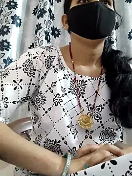 poojam93 online show from 5, 4, 2026