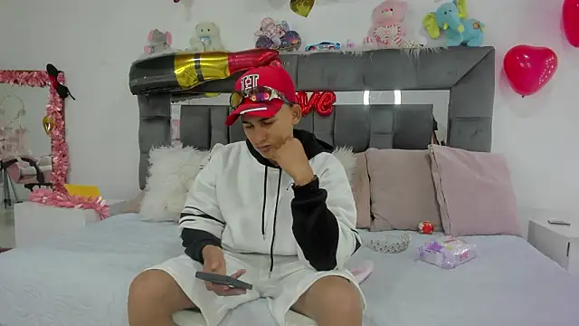 Jade rey  online show from 12, 2, 2026