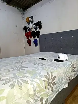Snapshot of Catire10_ chatting on 27, 4, 2026 Catire10 online show from 27, 4, 2026