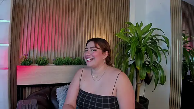 AdelaTaylor online show from 8, 10, 2025