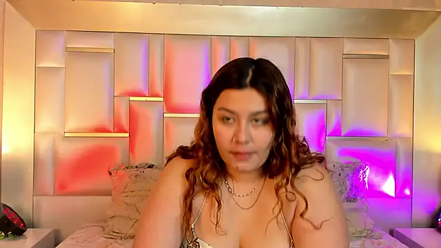 AdelaTaylor online show from 9, 11, 2025