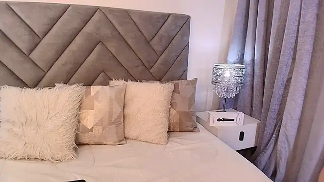 sara owens7 online show from 16, 4, 2026