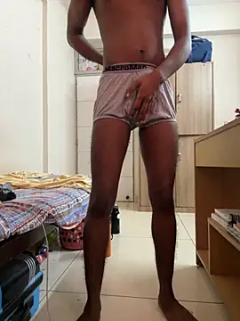 Snapshot of Lustking2406 chatting on 10, 10, 2025 Lustking2406 online show from 10, 10, 2025