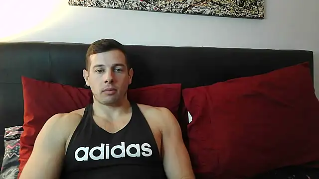 luca23millo90 online show from 19, 5, 2026