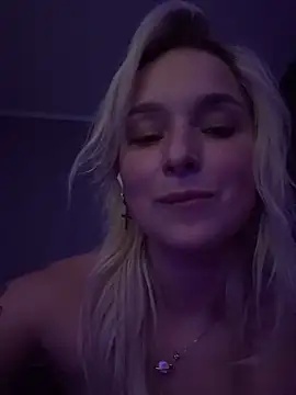 LilFleurish online show from 21, 10, 2025