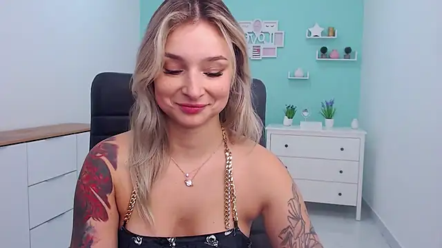 LilFleurish online show from 7, 11, 2025