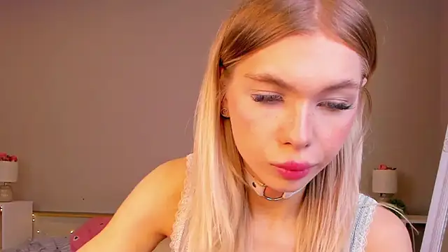 Snapshot of Blondy_Fina chatting on 15, 5, 2026 Blondy Fina online show from 15, 5, 2026