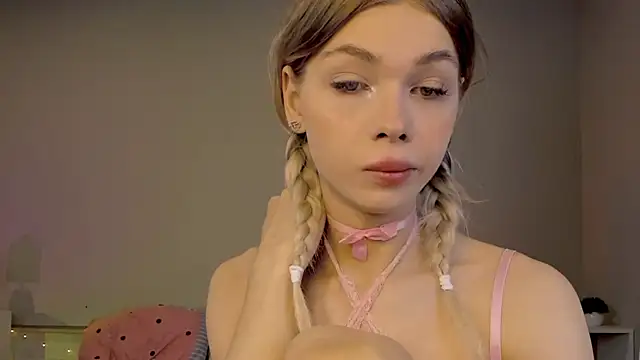 Snapshot of Blondy_Fina chatting on 29, 5, 2026 Blondy Fina online show from 29, 5, 2026