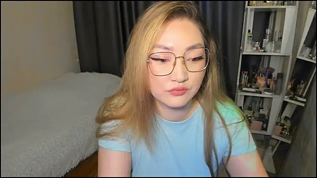 Snapshot of lyra_x chatting on 7, 2, 2026 lyra x online show from 7, 2, 2026