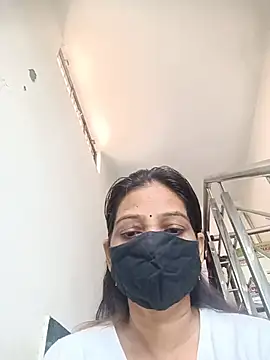 Snapshot of soni_yhakur chatting on 10, 7, 2026 soni yhakur online show from 10, 7, 2026