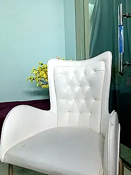 Snapshot of Spa-LinhLinh chatting on 18, 9, 2025 Spa-LinhLinh online show from 18, 9, 2025