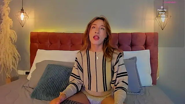 Snapshot of victoria_decapri chatting on 3, 10, 2025 victoria decapri online show from 3, 10, 2025