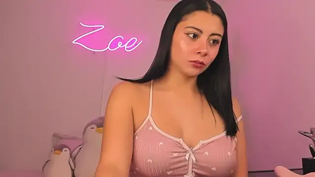 zoecams1 online show from 6, 4, 2026
