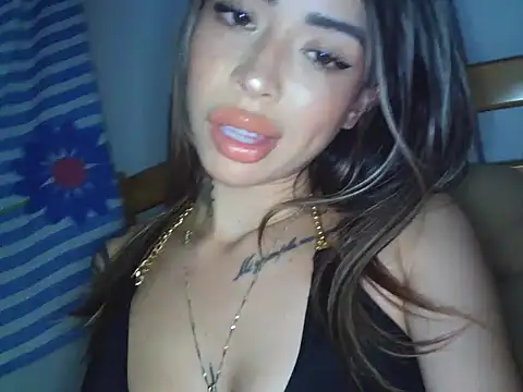 Snapshot of VIOLETT_SATOMI chatting on 14, 11, 2025 VIOLETT SATOMI online show from 14, 11, 2025